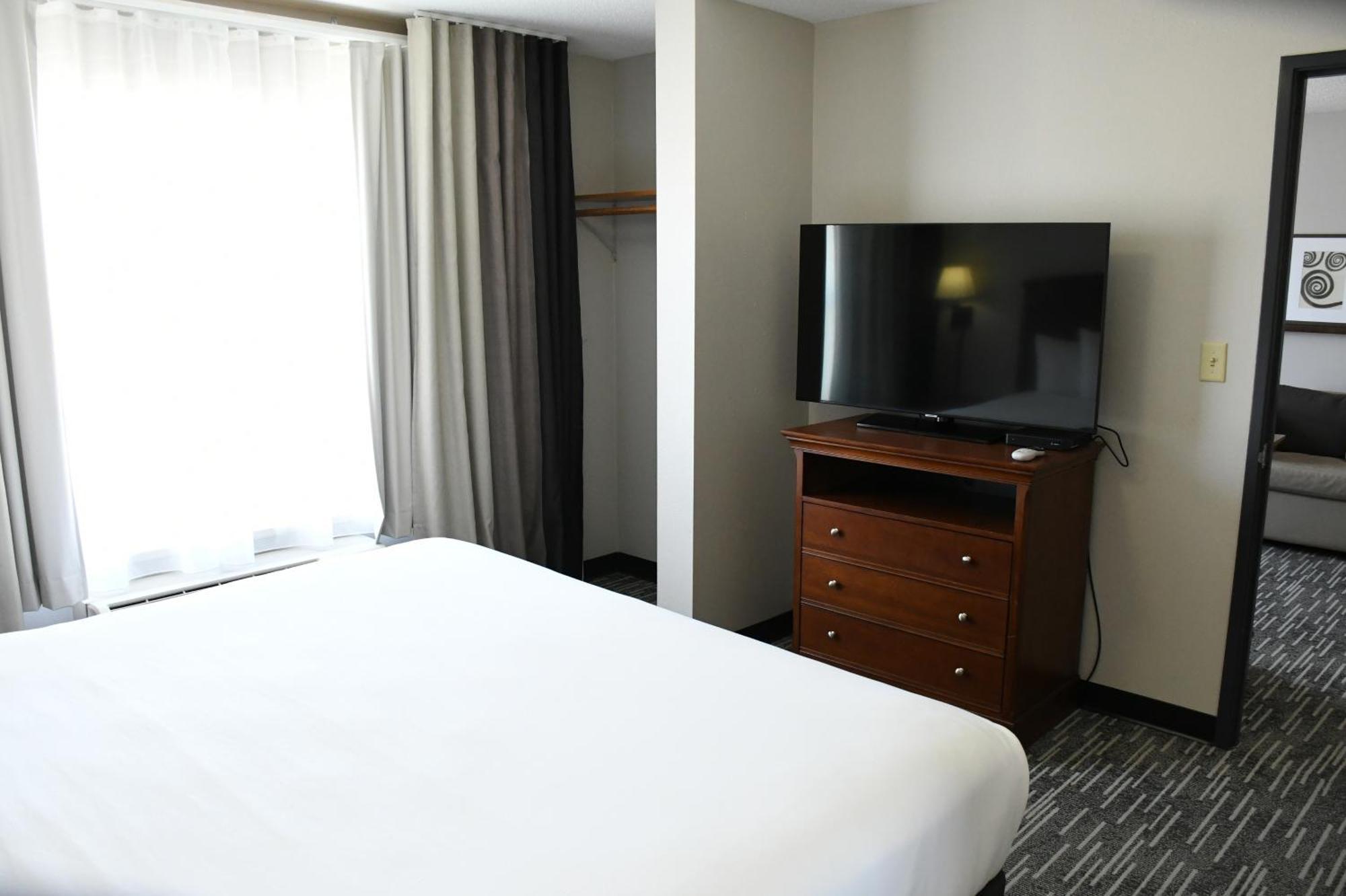 Harmony Inn & Suites 포트닷지 외부 사진